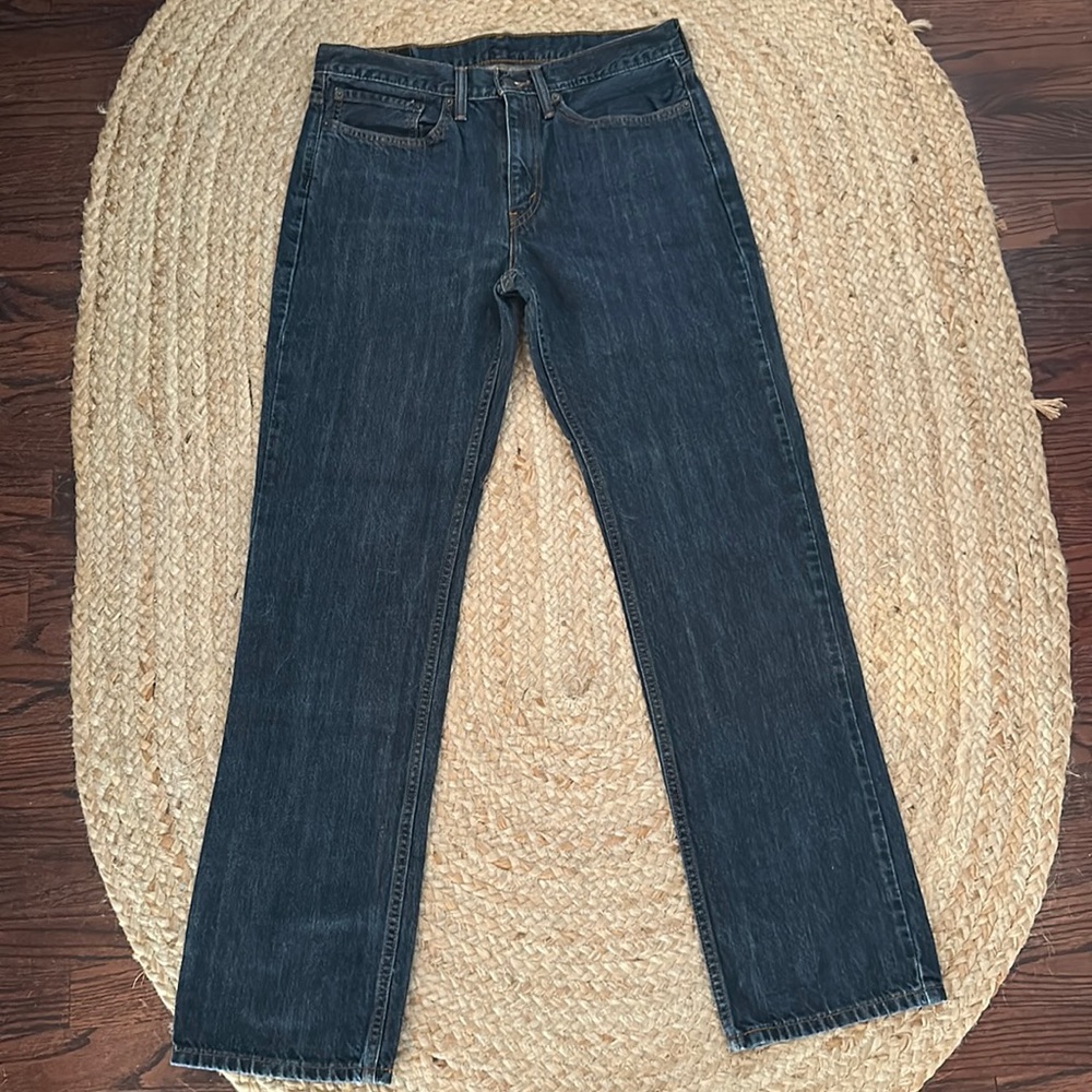 Men’s darker wash 514 Levi Jeans. Size 34x34